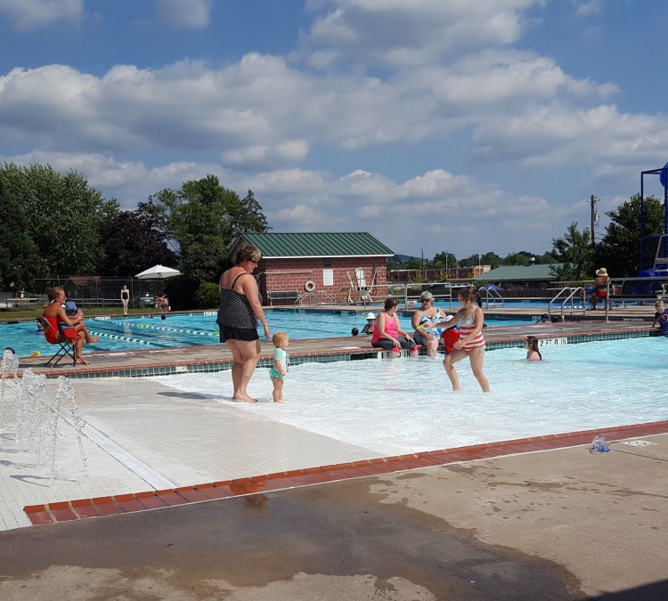 Lewisburg Community Pool (Lewisburg,&nbspPA)